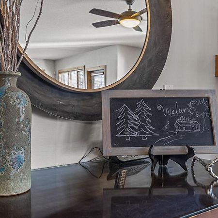 3 Bedroom Condo By Canadian Rockies Vacation Rentals Canmore Dış mekan fotoğraf