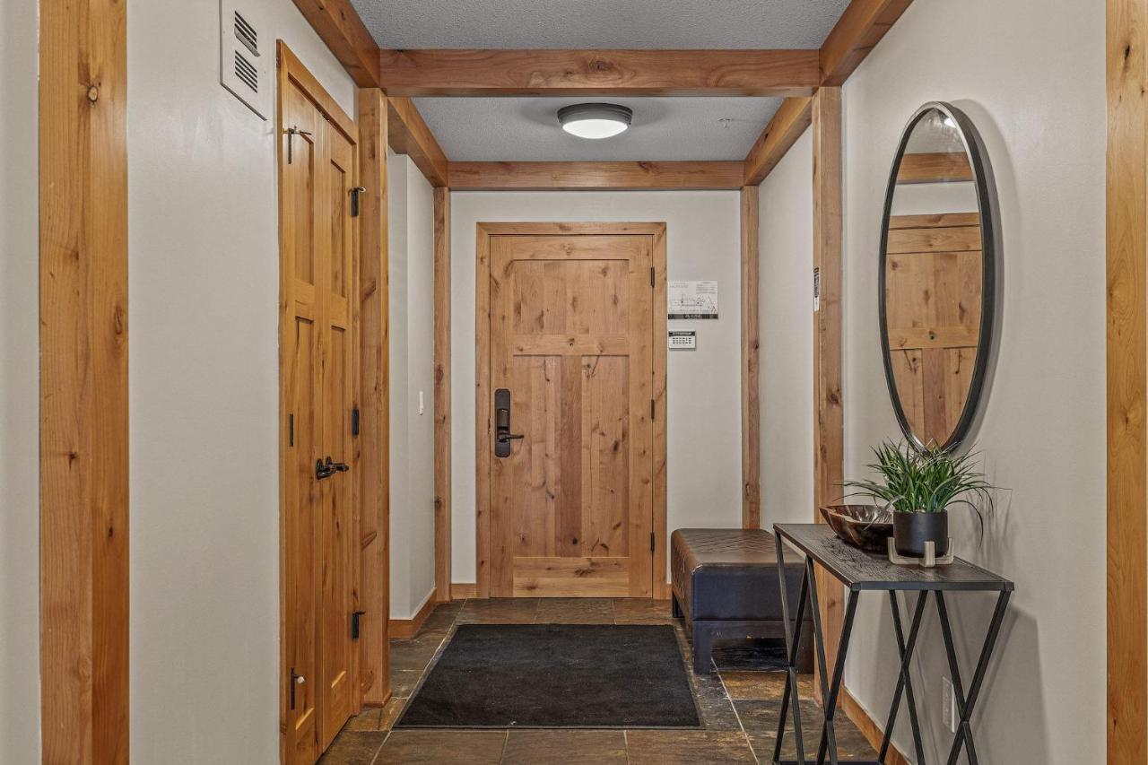 3 Bedroom Condo By Canadian Rockies Vacation Rentals Canmore Dış mekan fotoğraf